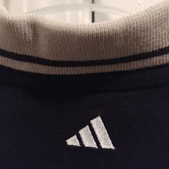 Adidas Vintage 100% Polyester half Zip-Up Polo Shirt. Men's Size Large. - Picture 5 of 6